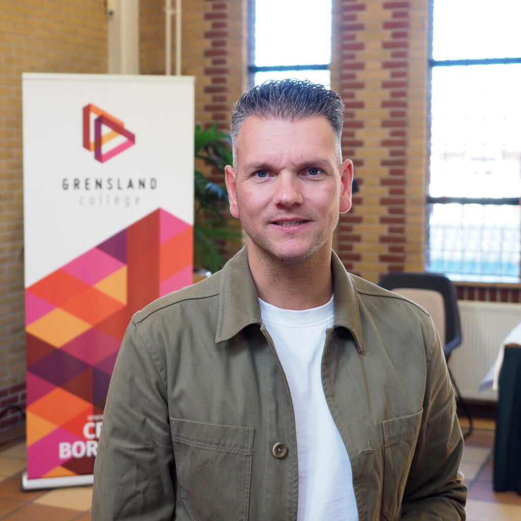 Student Ad Management